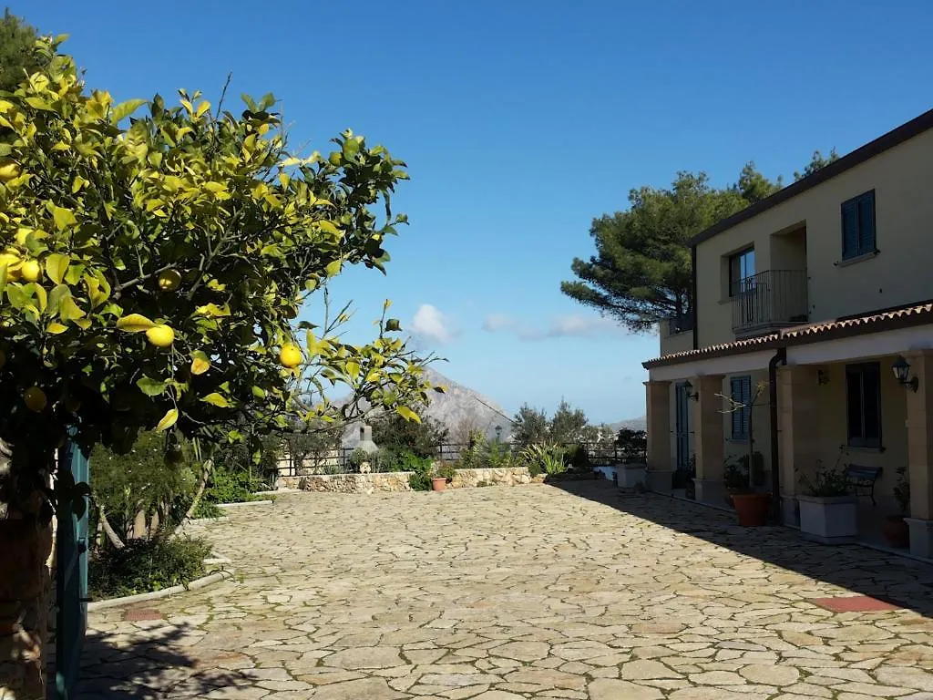شقة Brezza D'Estate فالديريتْشّي
