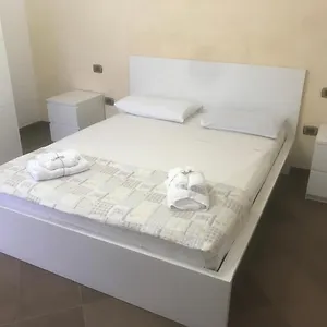 Casalhouse Apartament Brindisi