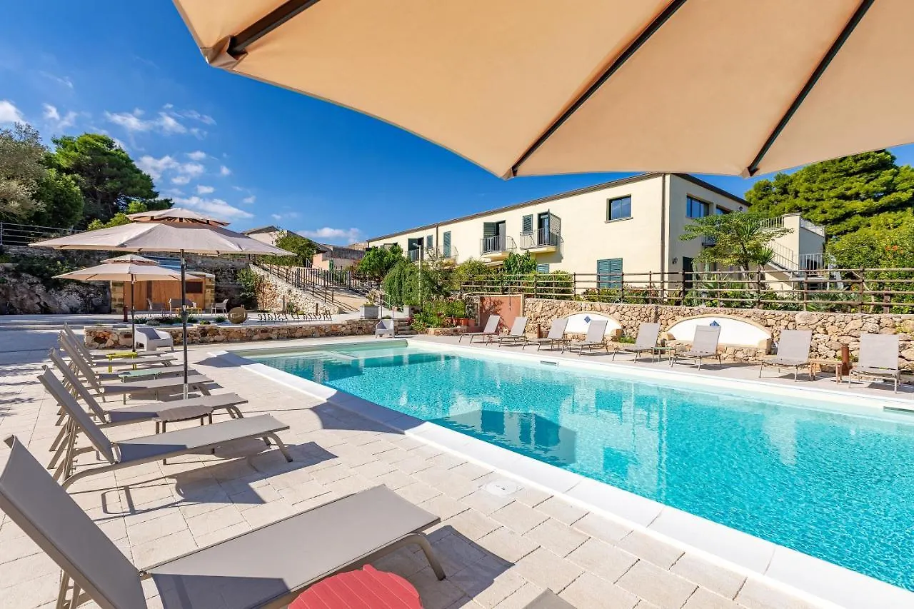 Apartment Ferienwohnung Brezza D'Estate Valderice Italien